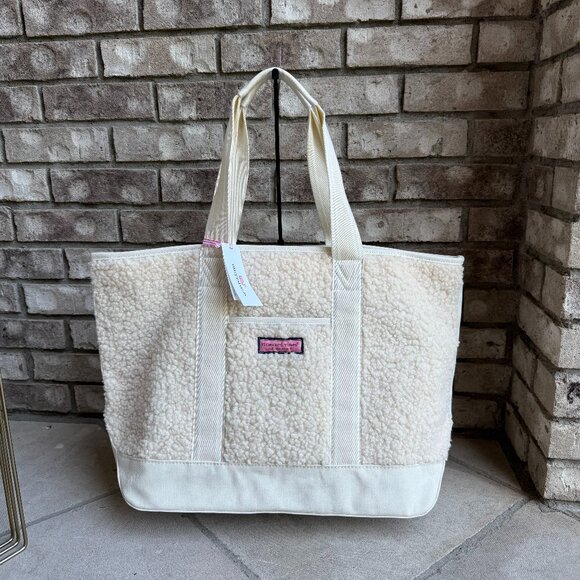 VINEYARD VINES HIGH PILE MEDIUM HERITAGE SHERPA TOTE Ivory Beach Resort - Picture 1 of 12